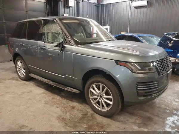 SALGR2RV4JA395514 — 2018 Land Rover Range Rover, Правый бок (Right Side), фото до ремонта