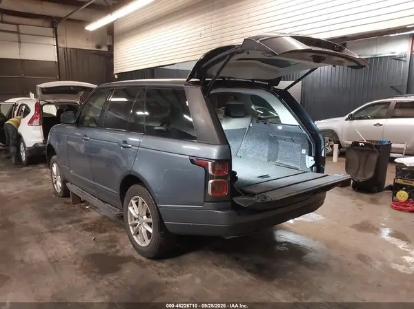 SALGR2RV4JA395514 — 2018 Land Rover Range Rover, фото 3 с аукциона IAAI, Правый бок