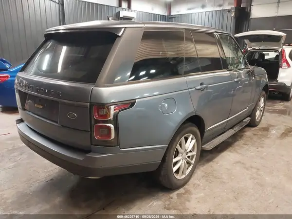SALGR2RV4JA395514 — 2018 Land Rover Range Rover, фото 4 с аукциона IAAI, Правый бок