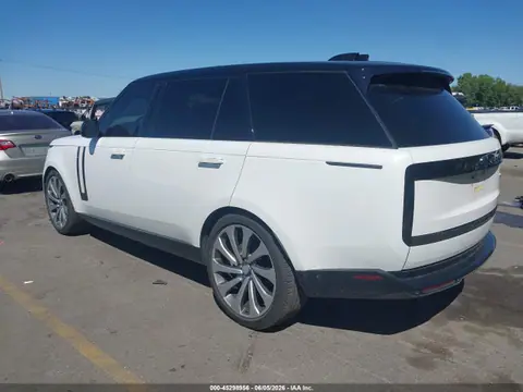 2023 Land Rover Range Rover VIN SALK1BE79PA013978 фото 3