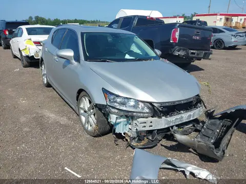 JTHKD5BH4F2232934 — 2015 Lexus CT 200H, Передняя часть (Front), фото до ремонта