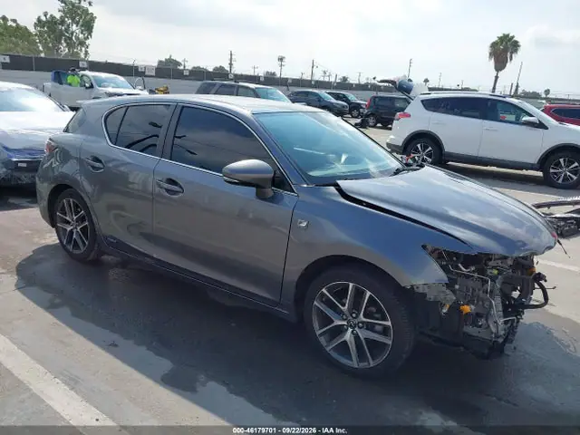 JTHKD5BH6G2260316 — 2016 Lexus CT 200H, Передняя часть (Front End), фото до ремонта