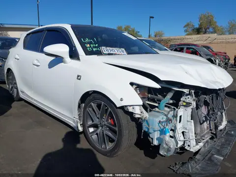 JTHKD5BHXH2300737 — 2017 Lexus CT 200H, Передняя часть (Front End), фото до ремонта