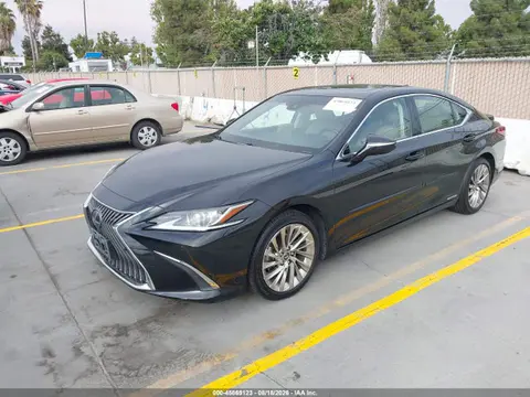 2019 Lexus Es 300h Luxury VIN JTHB21B15K2023777 фото 2