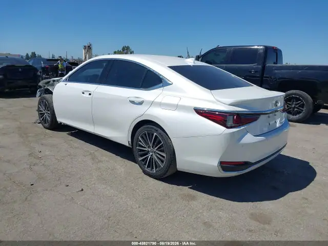 58ADA1C15RU049374 — 2024 Lexus ES 300H, фото 3 с аукциона IAAI 14.10.2026, Передняя часть слева