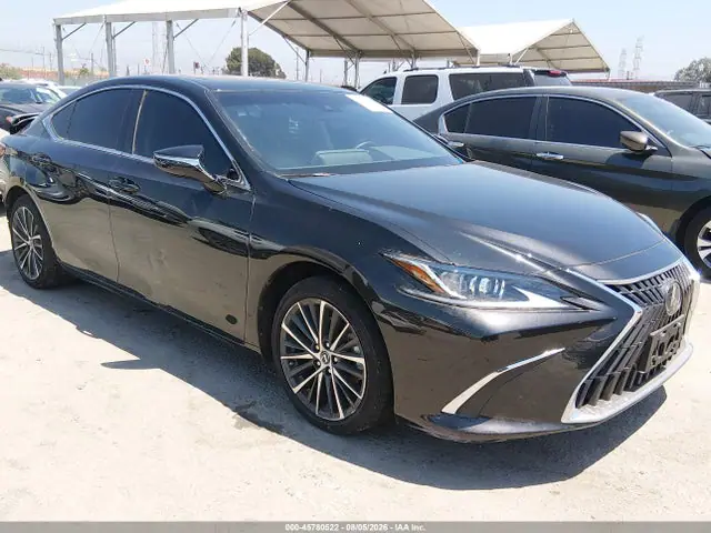 58ADA1C19SU072422 — 2025 Lexus ES 300H, Задняя часть (Rear), фото до ремонта