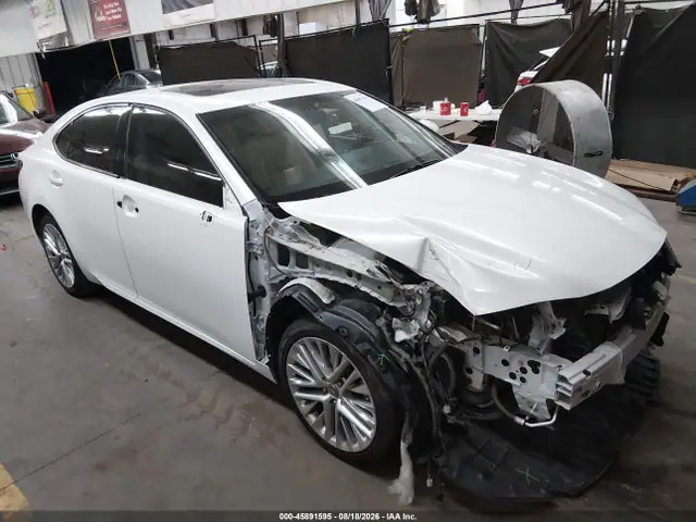JTHBK1GG3E2101927 — 2014 Lexus ES 350, Передняя часть (Front End), фото до ремонта