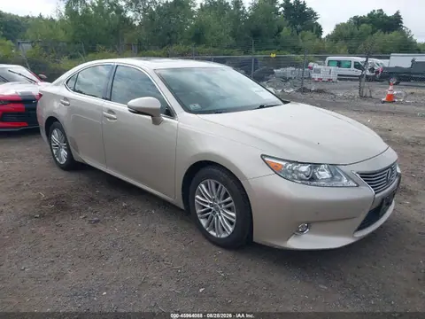JTHBK1GG2E2102082 — 2014 Lexus ES 350, Пресная вода (Fresh Water), фото до ремонта