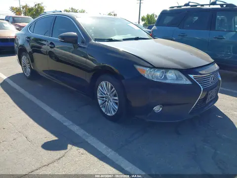 JTHBK1GG4E2140994 — 2014 Lexus ES 350, Передняя часть слева (Left Front), фото до ремонта