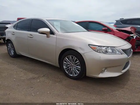 JTHBK1GG7F2210960 — 2015 Lexus ES 350, Задняя часть (Rear), фото до ремонта