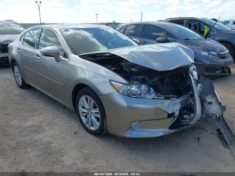JTHBK1GG6F2206866 — 2015 Lexus ES 350, Передняя часть (Front End), фото до ремонта
