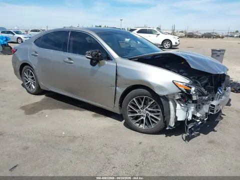 JTHBK1GG9H2257586 — 2017 Lexus ES 350, Передняя часть (Front End), фото до ремонта
