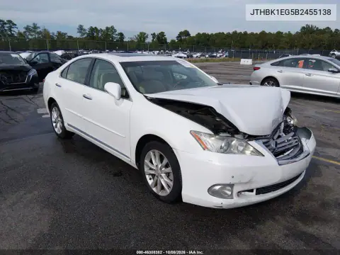 JTHBK1EG5B2455138 — 2011 Lexus ES, Передняя часть, фото до ремонта