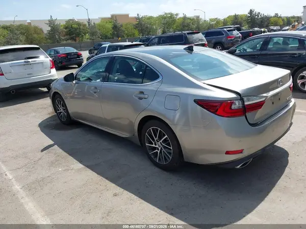 58ABK1GG8GU032701 — 2016 Lexus ES, фото 3 с аукциона IAAI, Задняя часть