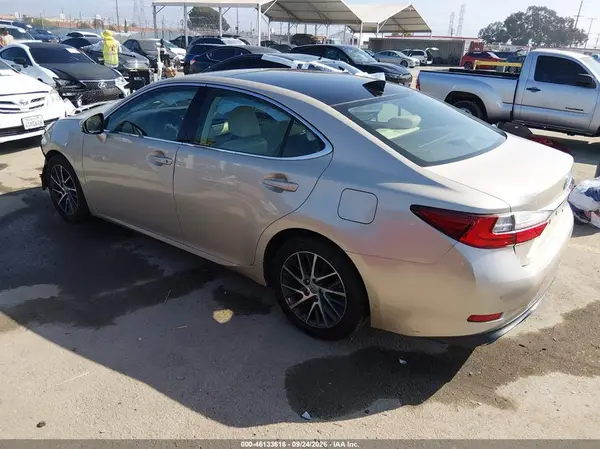 58ABK1GG2HU044084 — 2017 Lexus ES, фото 3 с аукциона IAAI, Передняя часть справа