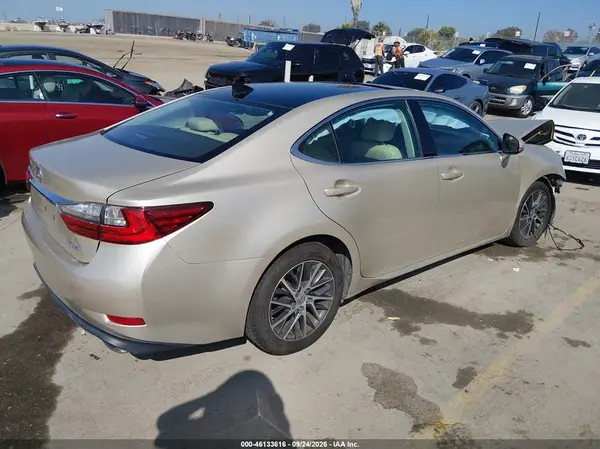 58ABK1GG2HU044084 — 2017 Lexus ES, фото 4 с аукциона IAAI, Передняя часть справа