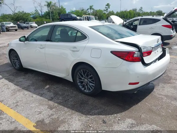 58ABK1GGXJU113996 — 2018 Lexus ES, фото 3 с аукциона IAAI 12.10.2026, Задняя часть справа