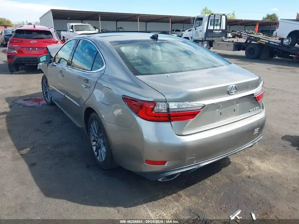 58ABK1GG9JU085690 — 2018 Lexus ES, фото 3 с аукциона IAAI 14.10.2026, Передняя часть