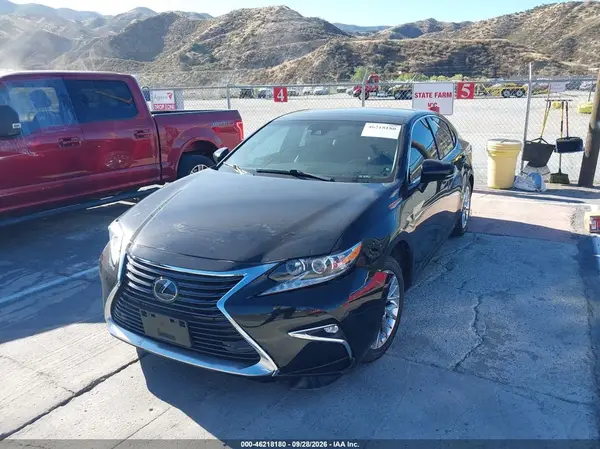 58ABK1GG8JU100227 — 2018 Lexus ES, фото 2 с аукциона IAAI, Передняя часть