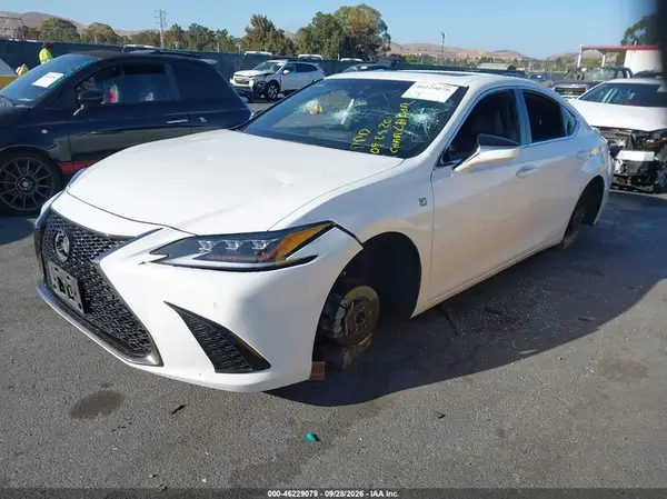 58ABZ1B11KU024706 — 2019 Lexus ES, фото 2 с аукциона IAAI, Угон