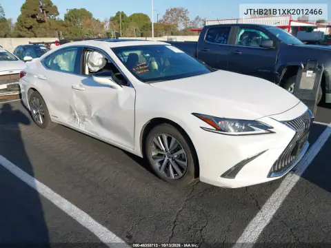 JTHB21B1XK2012466 — 2019 Lexus ES, Правая сторона, фото до ремонта