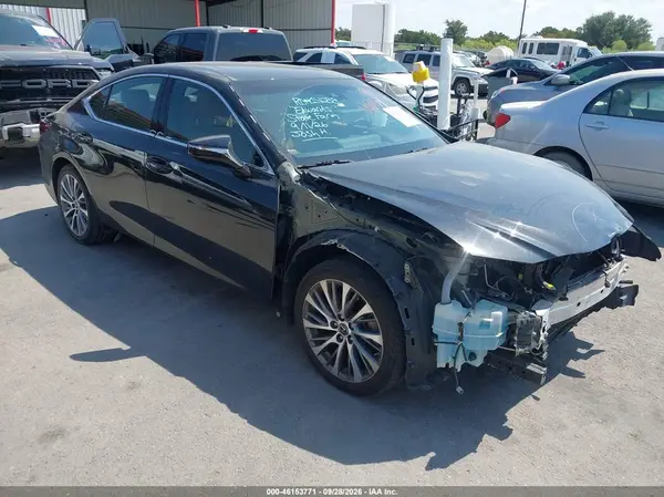 58ADZ1B19MU082428 — 2021 Lexus ES, Передняя часть (Front End), фото до ремонта
