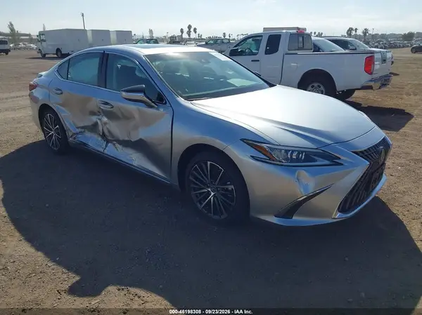 58ADA1C18RU042158 — 2024 Lexus ES, Правый бок (Right Side), фото до ремонта