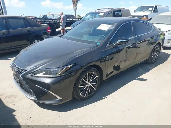58ADA1C19RU047353 — 2024 Lexus ES, фото 2 с аукциона IAAI, Левый бок
