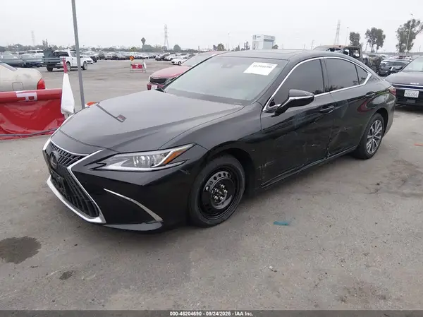 58ACZ1B13SU205391 — 2025 Lexus ES, фото 2 с аукциона IAAI, Левый бок