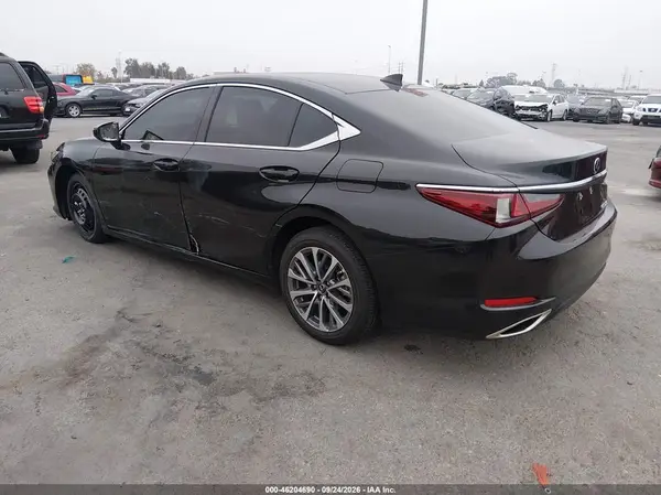 58ACZ1B13SU205391 — 2025 Lexus ES, фото 3 с аукциона IAAI, Левый бок