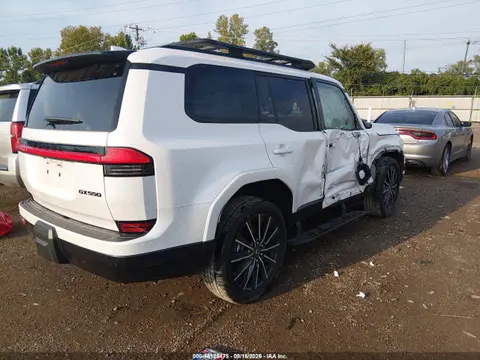 2026 Lexus Gx 550 Luxury+ VIN JTJVBCDX8T5083755 фото 4