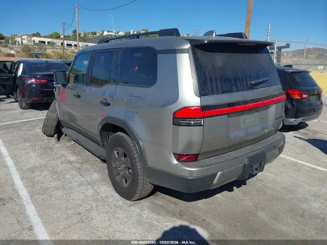 JTJTBCDX0R5025848 — 2024 Lexus GX 550 Overtrail+, фото 3 с аукциона IAAI 14.10.2026, Передняя часть слева
