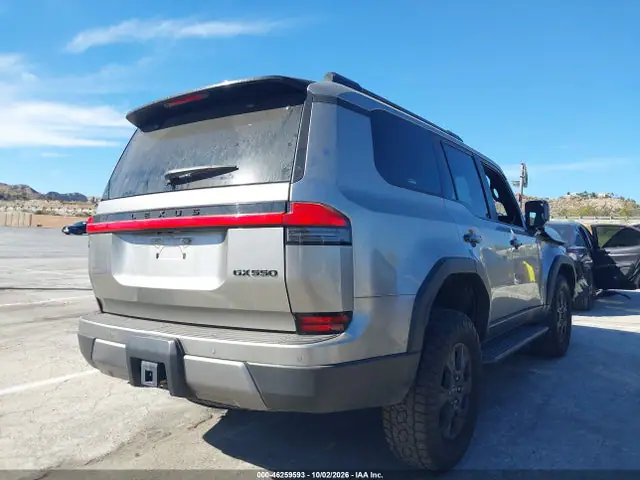 JTJTBCDX0R5025848 — 2024 Lexus GX 550 Overtrail+, фото 4 с аукциона IAAI 14.10.2026, Передняя часть слева