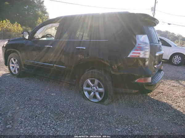 JTJBM7FX9J5187878 — 2018 Lexus GX, фото 3 с аукциона IAAI, Передняя часть