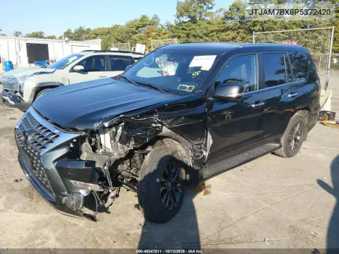 JTJAM7BX8P5372420 — 2023 Lexus GX, фото 3 с аукциона IAAI, Боковая часть