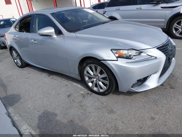 2016 Lexus IS 200T VIN JTHBA1D22G5010516 фото 1