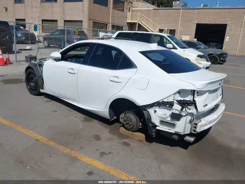 2016 Lexus IS 200T VIN JTHBA1D23G5021833 фото 3