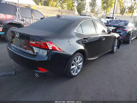 2016 Lexus IS 200T VIN JTHBA1D25G5033207 фото 4