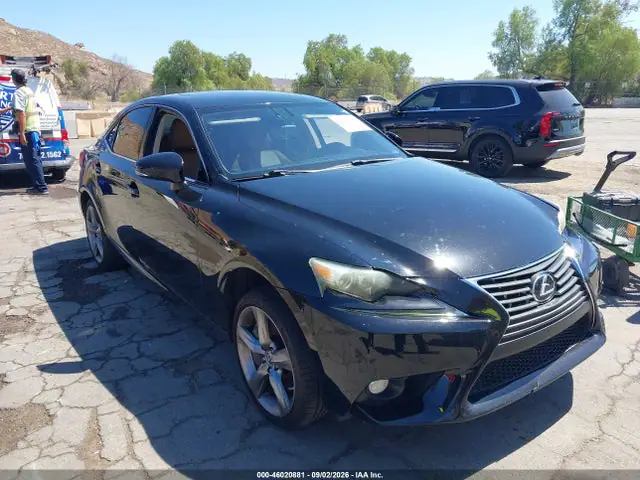 JTHBE1D21E5007933 — 2014 Lexus IS 350, Передняя часть слева (Left Front), фото до ремонта
