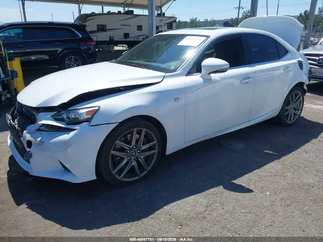 JTHCE1D24G5012521 — 2016 Lexus IS 350, фото 2 с аукциона IAAI 13.10.2026, Передняя часть