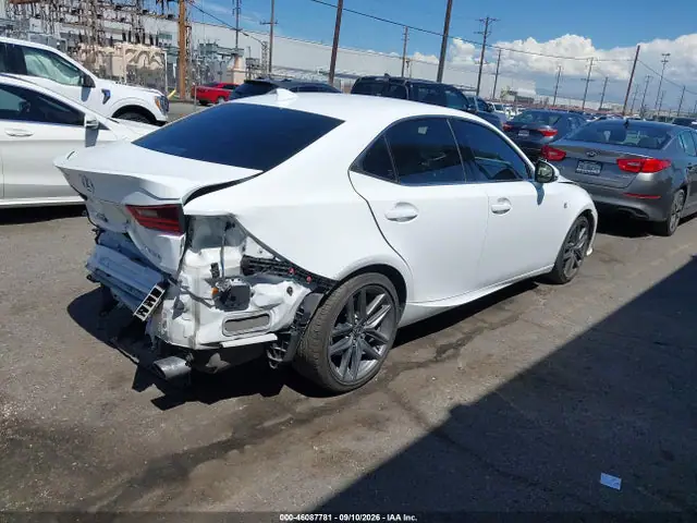 JTHCE1D24G5012521 — 2016 Lexus IS 350, фото 4 с аукциона IAAI 13.10.2026, Передняя часть