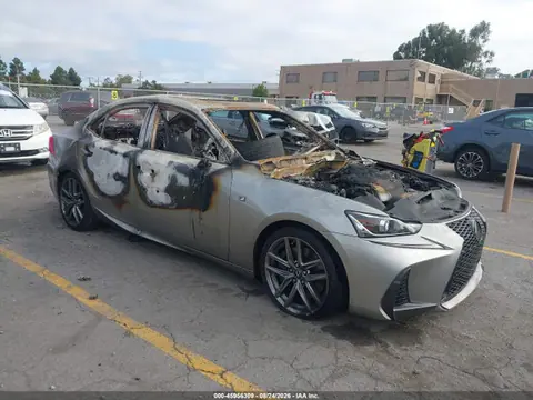 JTHBE1D20H5029796 — 2017 Lexus IS 350, Передняя часть (Front End), фото до ремонта