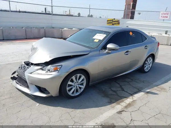 JTHBA1D2XG5007847 — 2016 Lexus IS, фото 2 с аукциона IAAI, Биологическая или химическая опасность