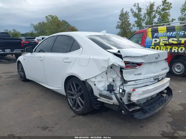 JTHCM1D21H5021794 — 2017 Lexus IS, фото 3 с аукциона IAAI 06.10.2026, Задняя часть
