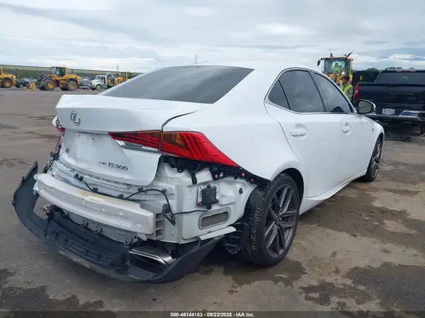 JTHCM1D21H5021794 — 2017 Lexus IS, фото 4 с аукциона IAAI 06.10.2026, Задняя часть