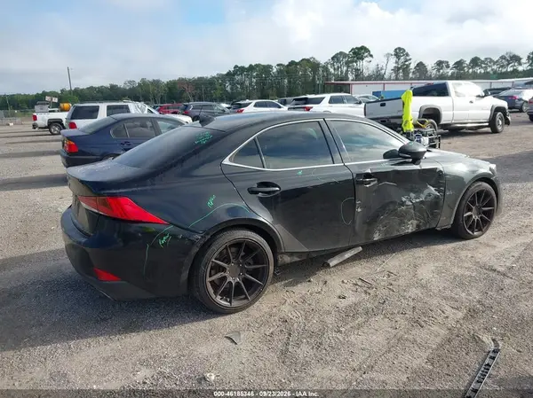 JTHBA1D29H5040923 — 2017 Lexus IS, фото 4 с аукциона IAAI, Правый бок
