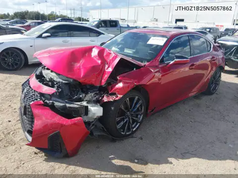 JTHGZ1B25N5057862 — 2022 Lexus IS, фото 2 с аукциона IAAI, Задняя часть