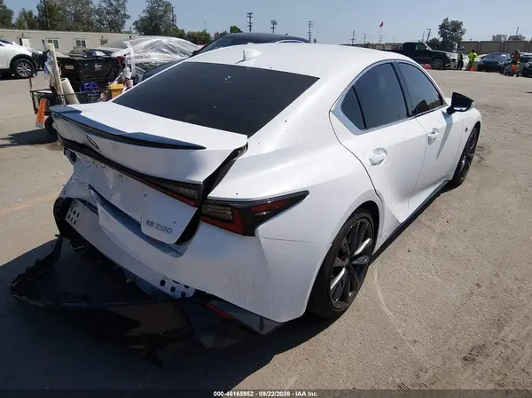JTHBA1D23S5133752 — 2025 Lexus IS, фото 4 с аукциона IAAI 14.10.2026, Задняя часть слева