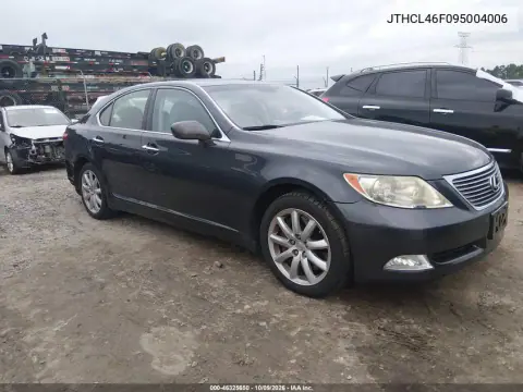 JTHCL46F095004006 — 2009 Lexus LS, Сзади, фото до ремонта