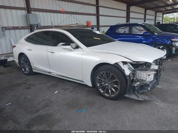 JTHB5LFF8J5002542 — 2018 Lexus LS, Передняя часть (Front End), фото до ремонта